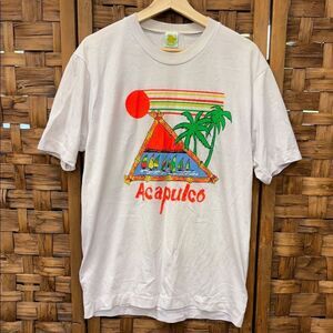 Vintage Single Stitch 80’s Acapulco Graphic White T-Shirt